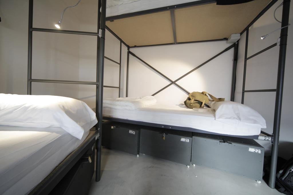 Traveller Box Hostel Sevilla Exterior foto