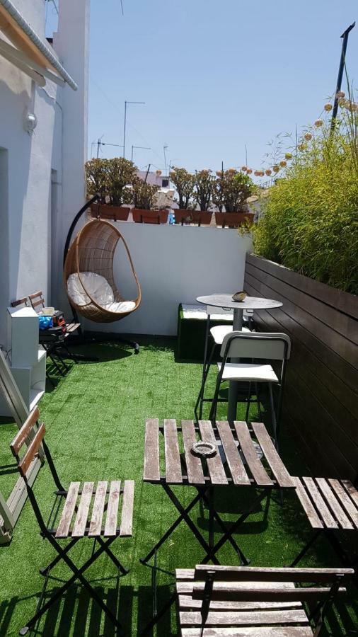 Traveller Box Hostel Sevilla Exterior foto